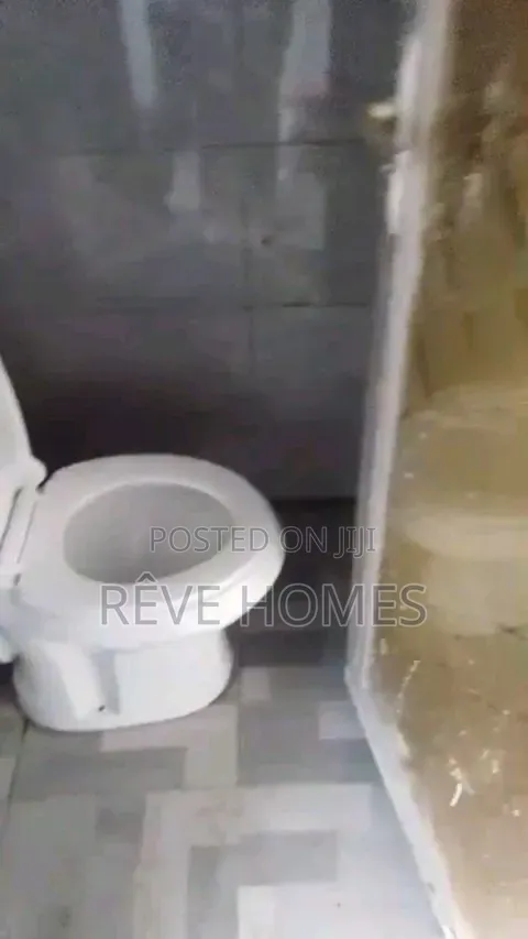 3bdrm Duplex in Anthony Village for rent in Anthony Village