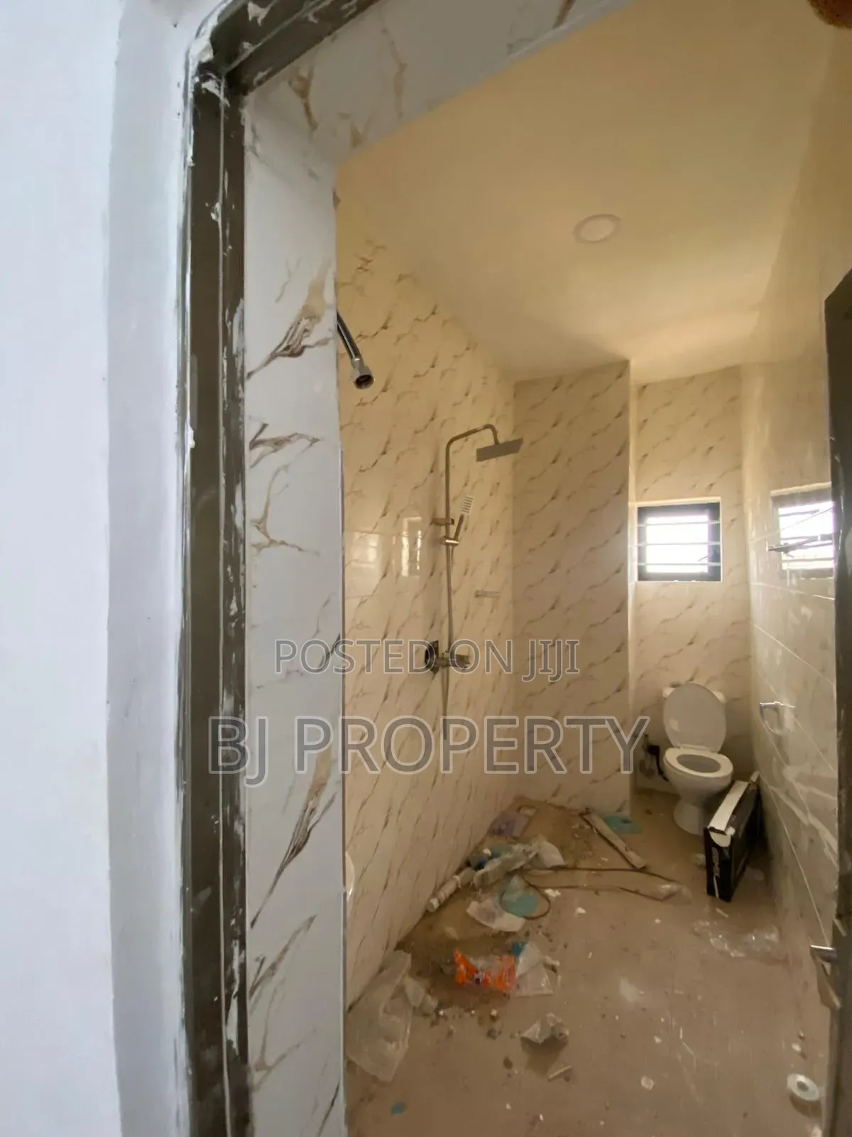 2bdrm Duplex in Government Layout, Kubwa for rent in Kubwa