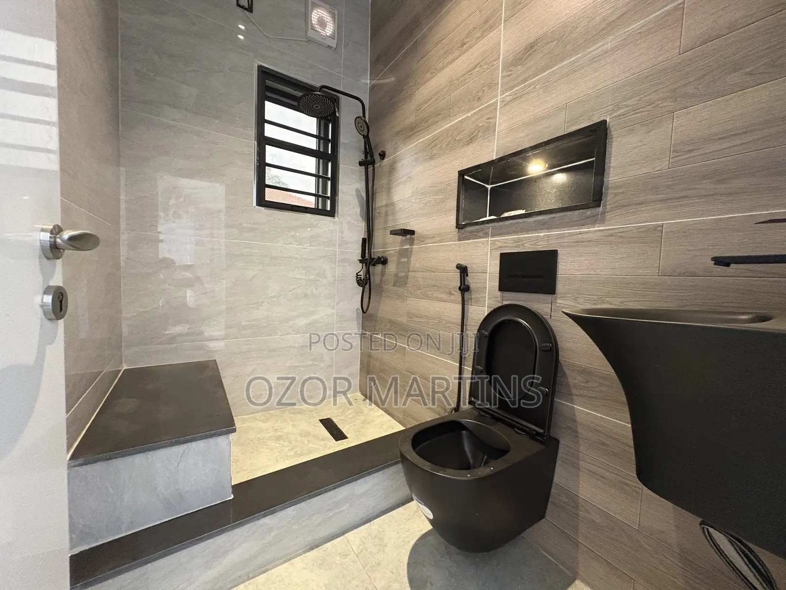 4bdrm Duplex in Life Camp for sale in Life Camp