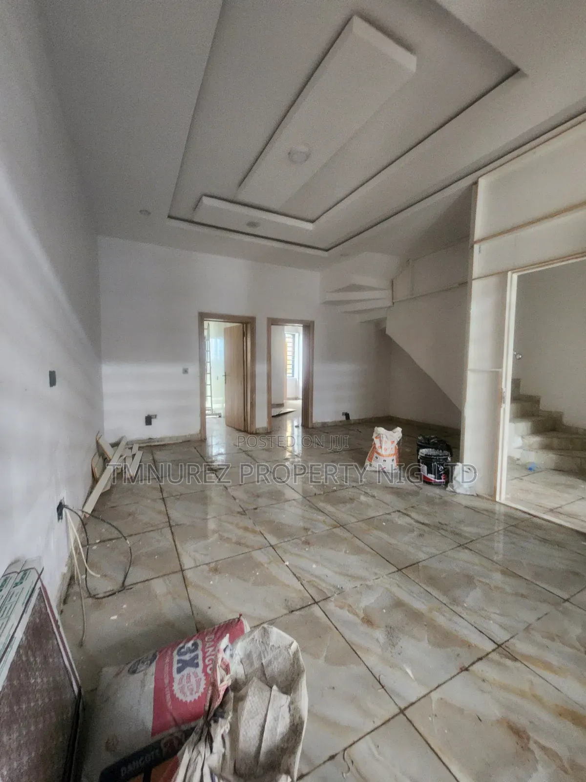 Mini Flat in Ikota for rent in Ikota