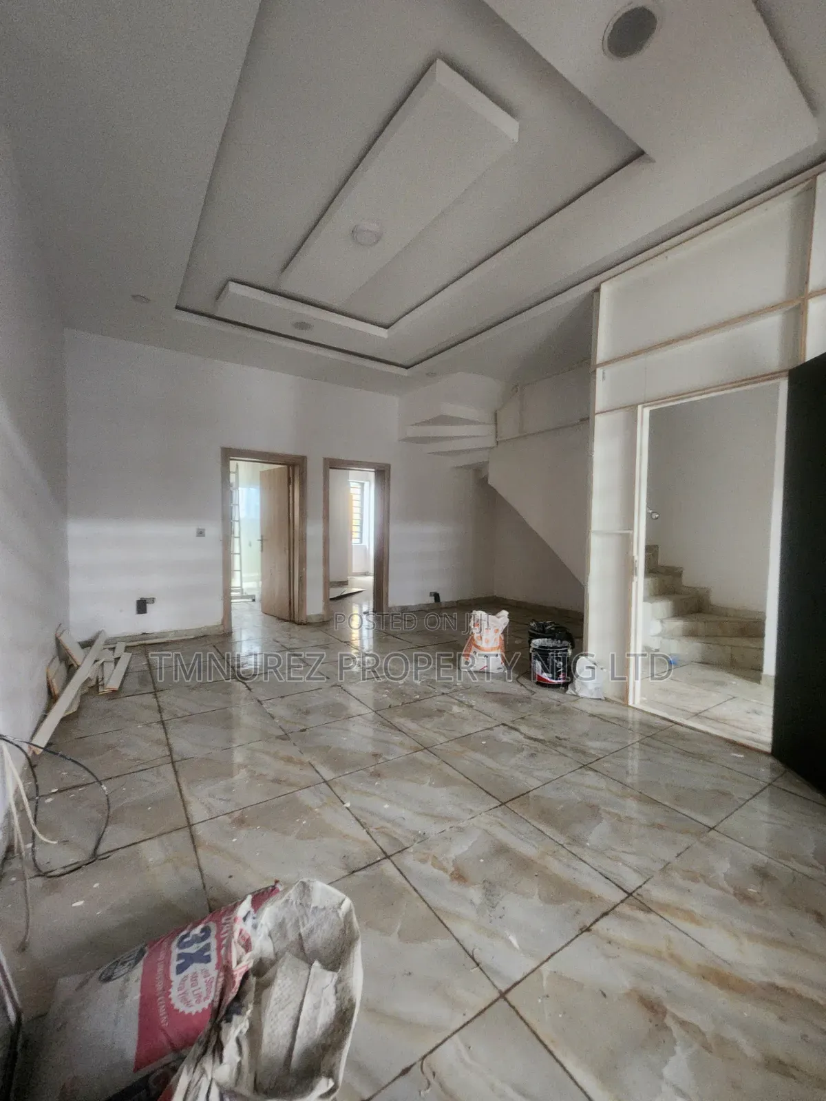Mini Flat in Ikota for rent in Ikota