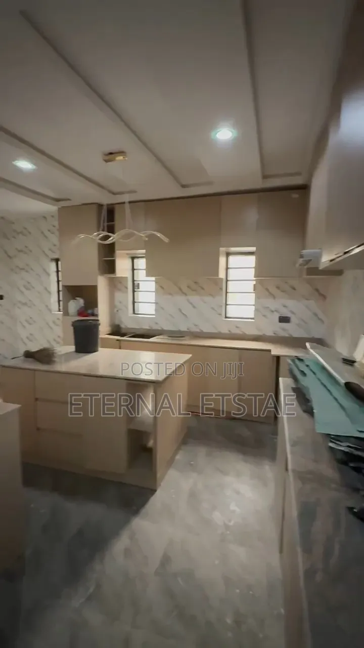 5bdrm Duplex in Tennece Centenary, Enugu for sale in Enugu