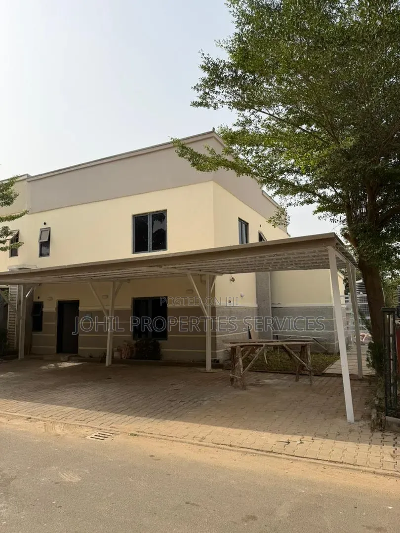 4bdrm Duplex in Life Camp for sale in Life Camp