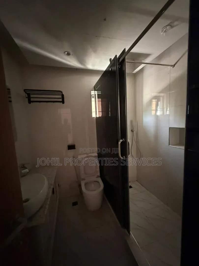 4bdrm Duplex in Life Camp for sale in Life Camp