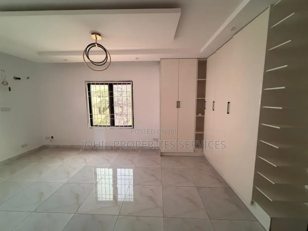 4bdrm Duplex in Life Camp for sale in Life Camp