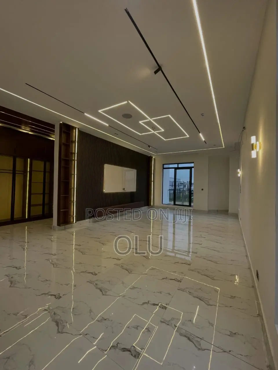 Furnished 1bdrm Block of Flats in Victoria Island for sale in Victoria Island Extension