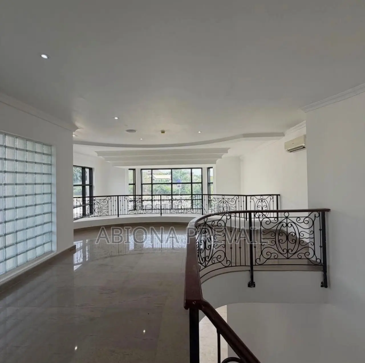 17bdrm Penthouse in Maitama District for sale in Maitama
