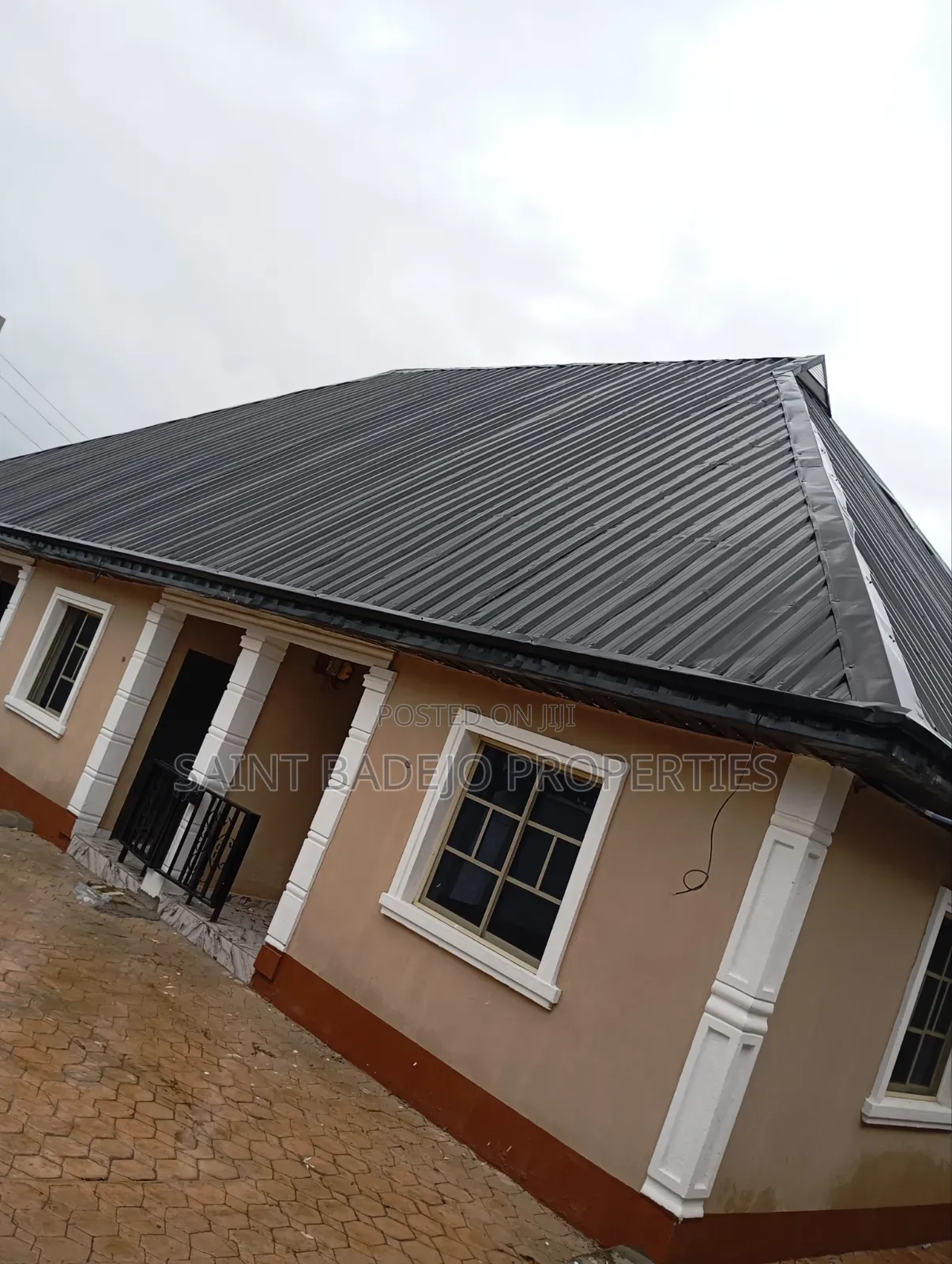 2bdrm Block of Flats in Vision Beach Estate., Gberigbe for rent in Gberigbe