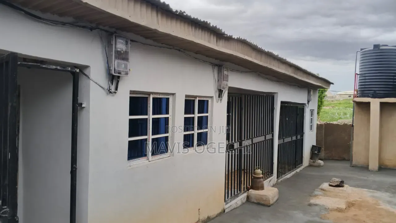 Mini Flat in Rugar Madaki, Karu for rent in Karu