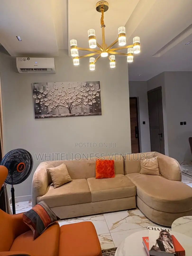 Furnished 2bdrm Block of Flats in Lekki Phase1 for rent in Lekki Phase 1