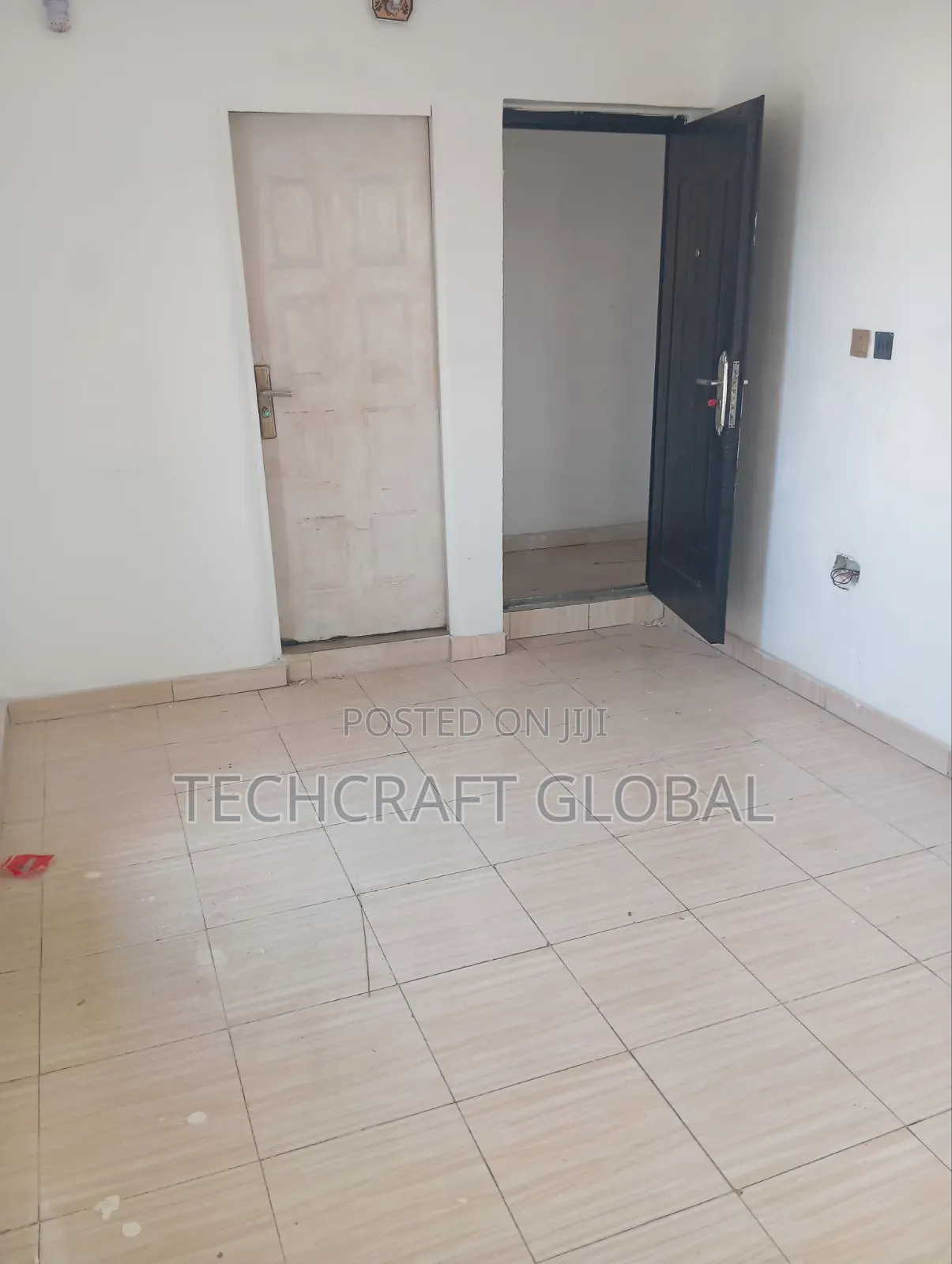 3bdrm Block of Flats in United Estate for rent in Sangotedo