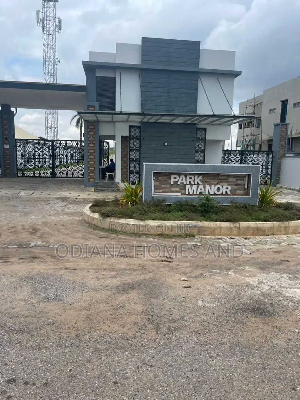 1098sqm Land for Sale at Park Manor, Samonda - Bodija, Ibadan in Bodija
