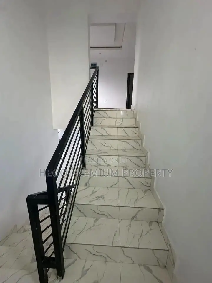 4bdrm Duplex in Rumunduru, Rumuduru for sale in Rumuduru