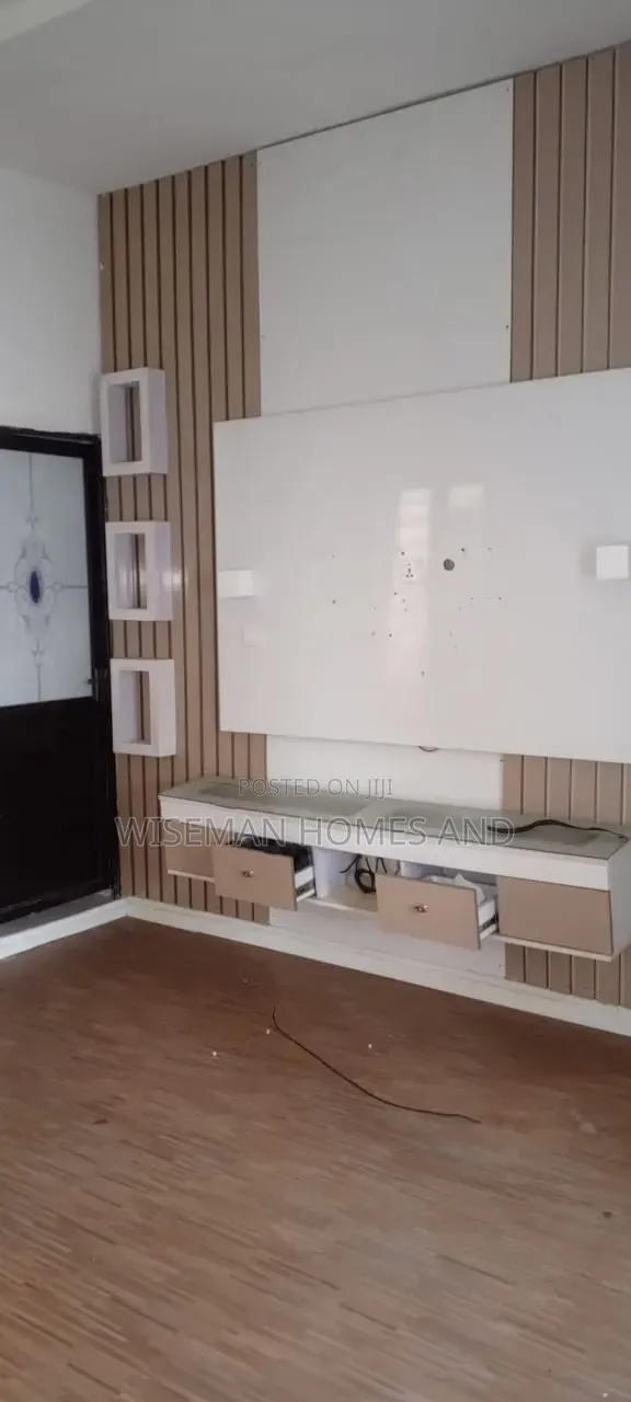 2bdrm Apartment in Ikota Lekki Gra for rent in Ikota