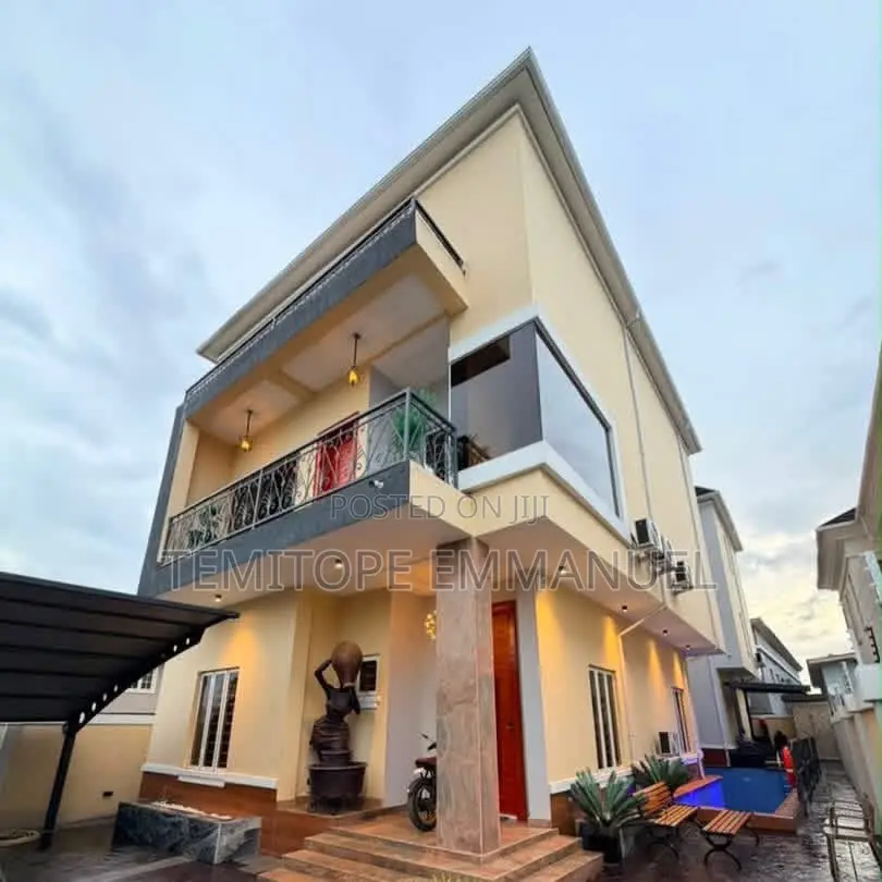 Furnished 6bdrm Duplex in GRA Phase 2 Shangisha for sale in GRA Phase 2 Shangisha