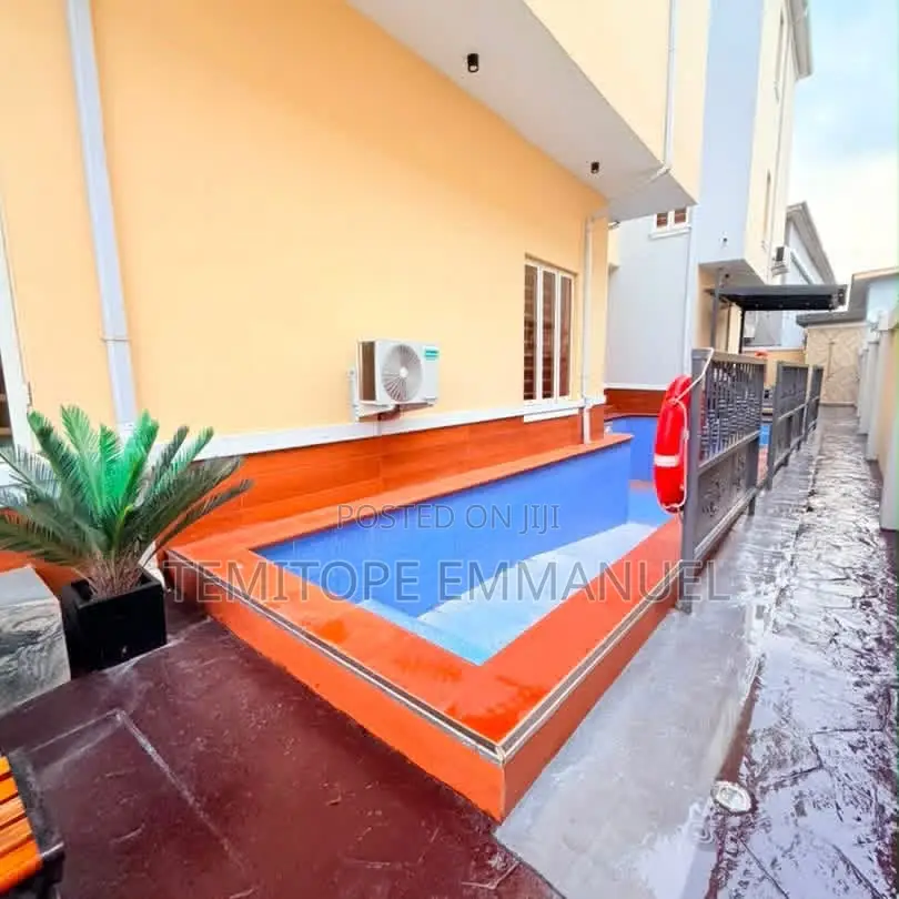Furnished 6bdrm Duplex in GRA Phase 2 Shangisha for sale in GRA Phase 2 Shangisha