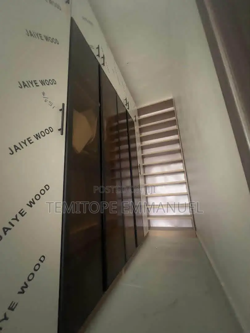 Furnished 4bdrm Apartment in Ikeja GRA for sale in Ikeja GRA