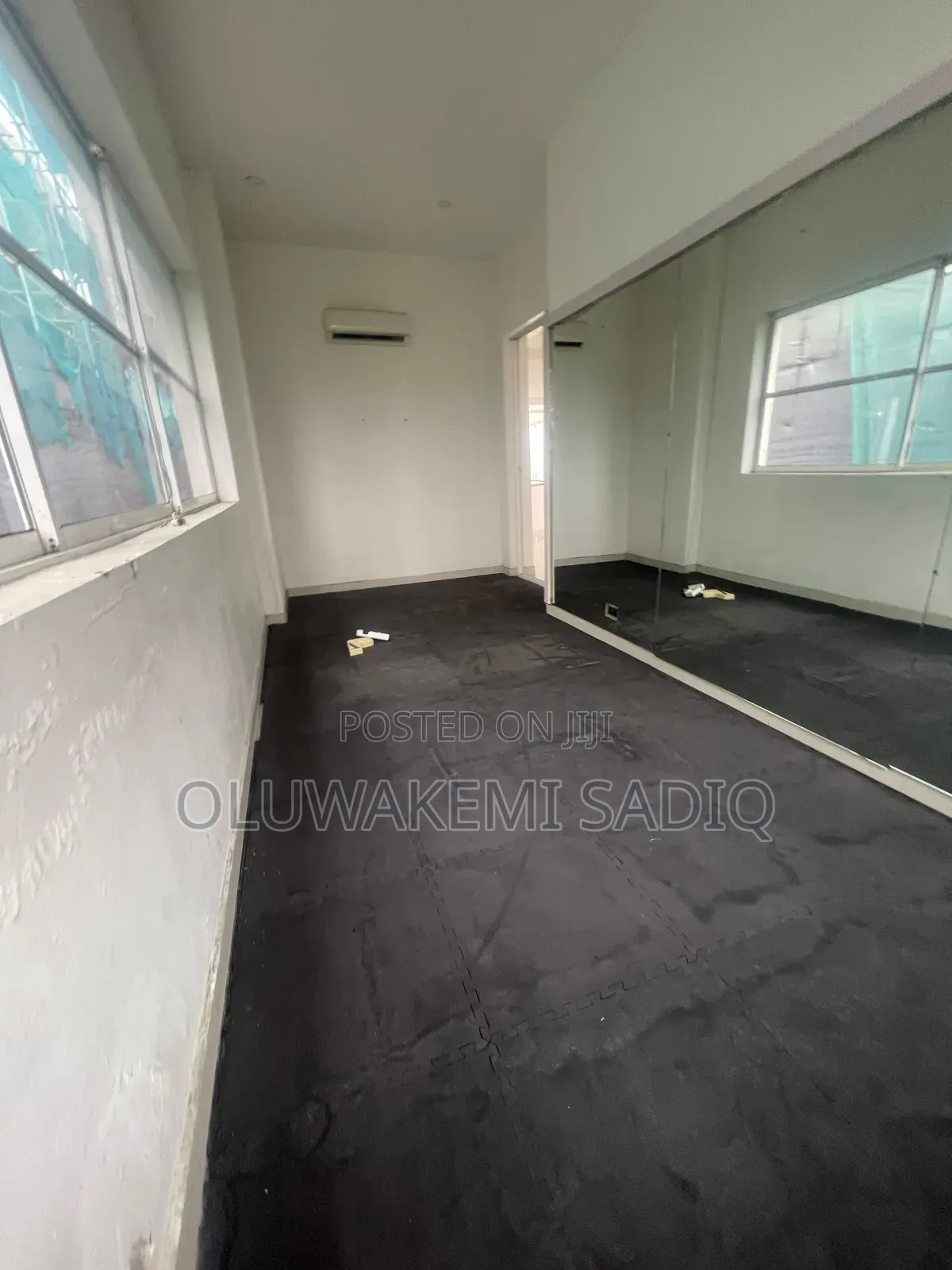 5bdrm House in Off 5 Avenue Banana for rent in Banana Island