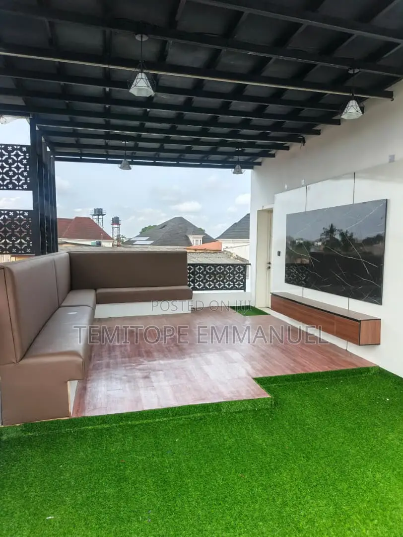 Furnished 5bdrm Duplex in Omole Phase 1 for sale in Omole Phase 1
