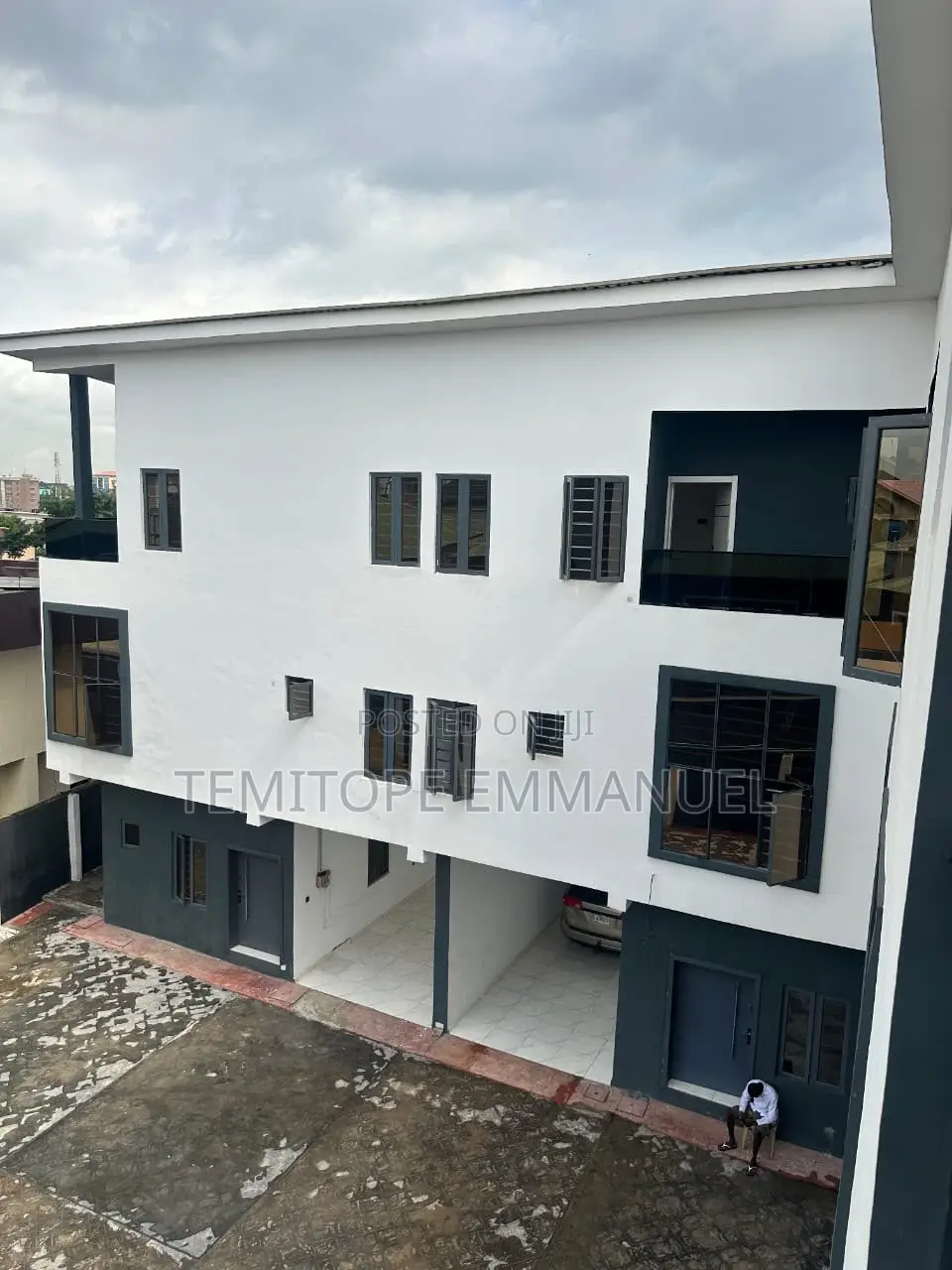 Furnished 4bdrm Duplex in Omole Phase 1 for sale in Omole Phase 1