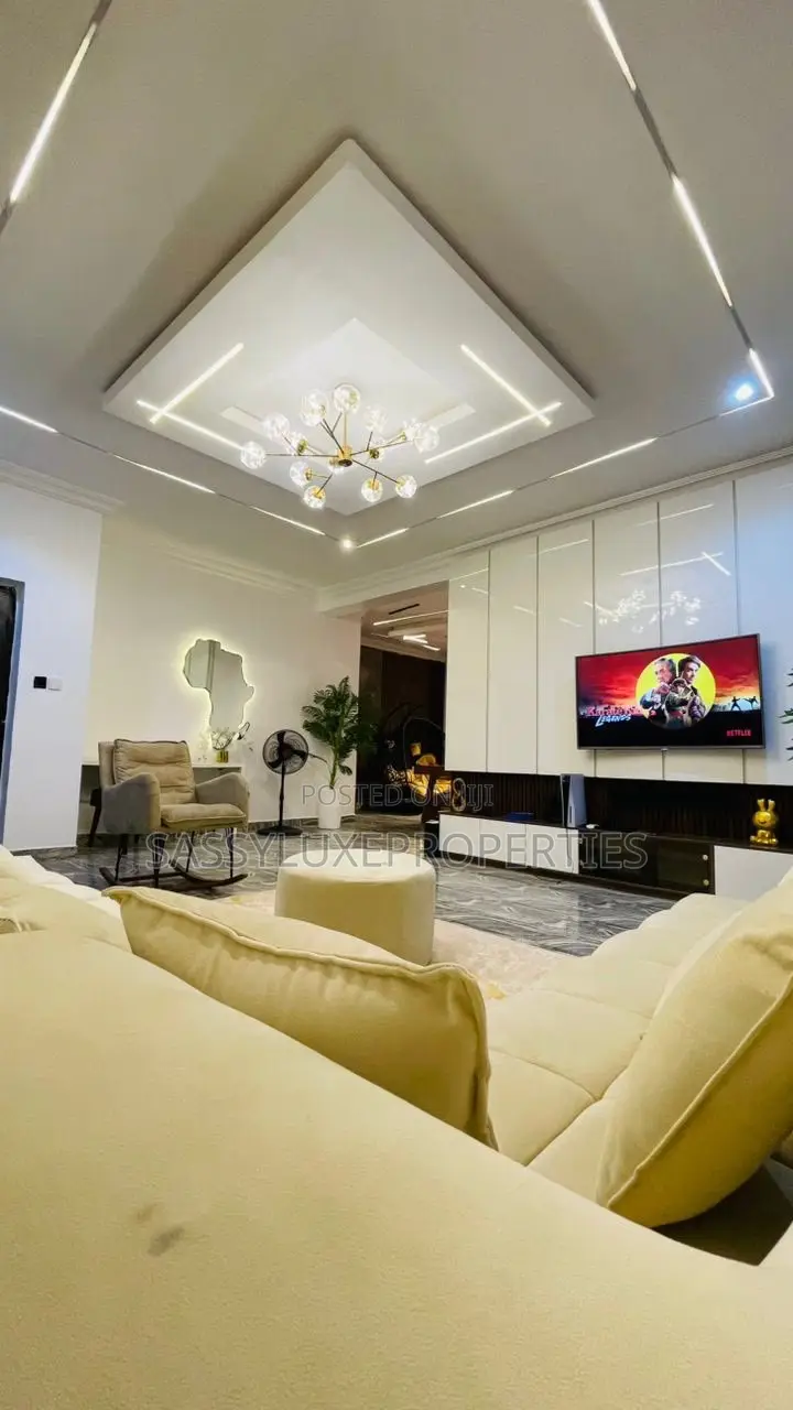2 Bedroom Apartment With Ps5, Snookers,Inverted in Jahi