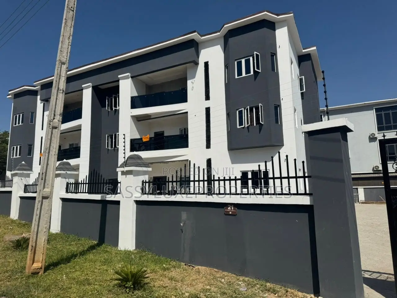 2 Bedroom Apartment With Ps5, Snookers,Inverted in Jahi