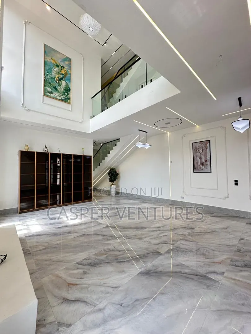 5bdrm Duplex in Freedom, Lekki Phase 1 for sale in Lekki Phase 1