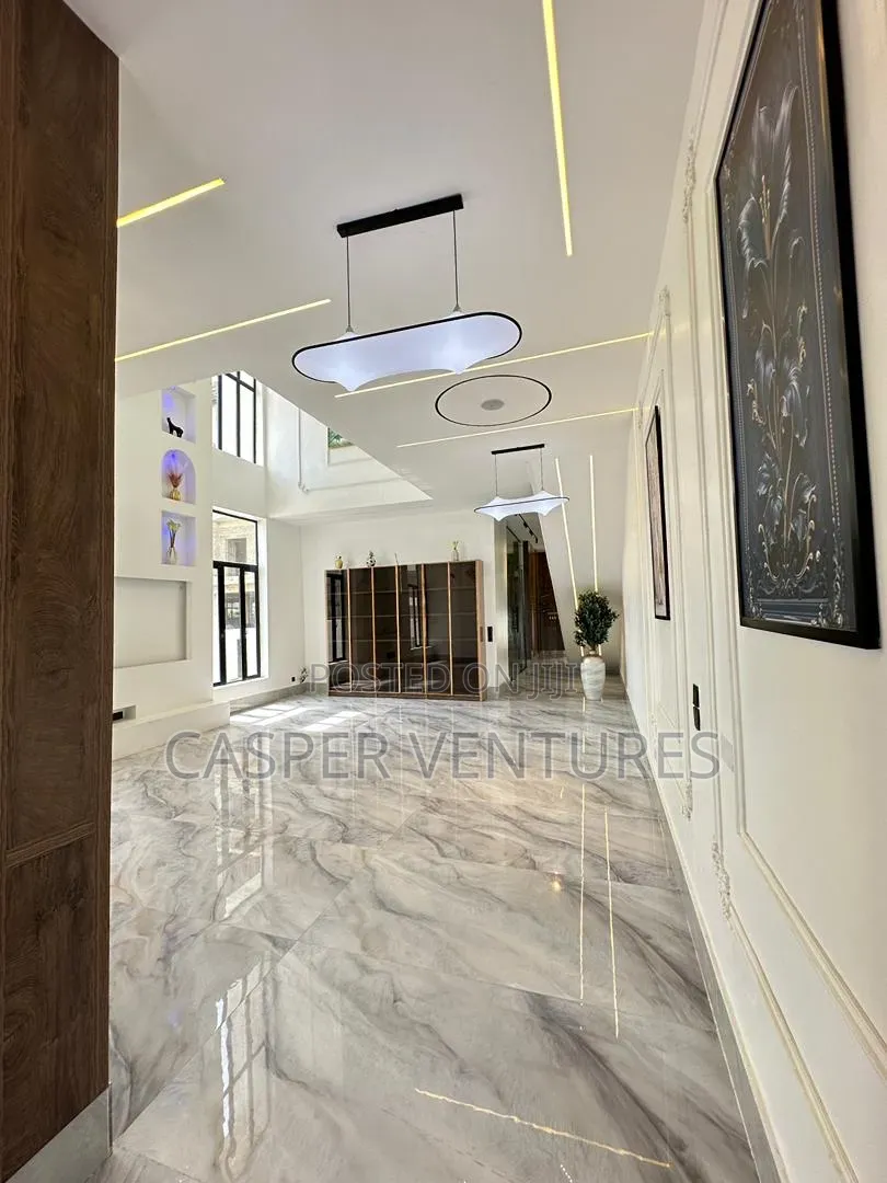 5bdrm Duplex in Freedom, Lekki Phase 1 for sale in Lekki Phase 1