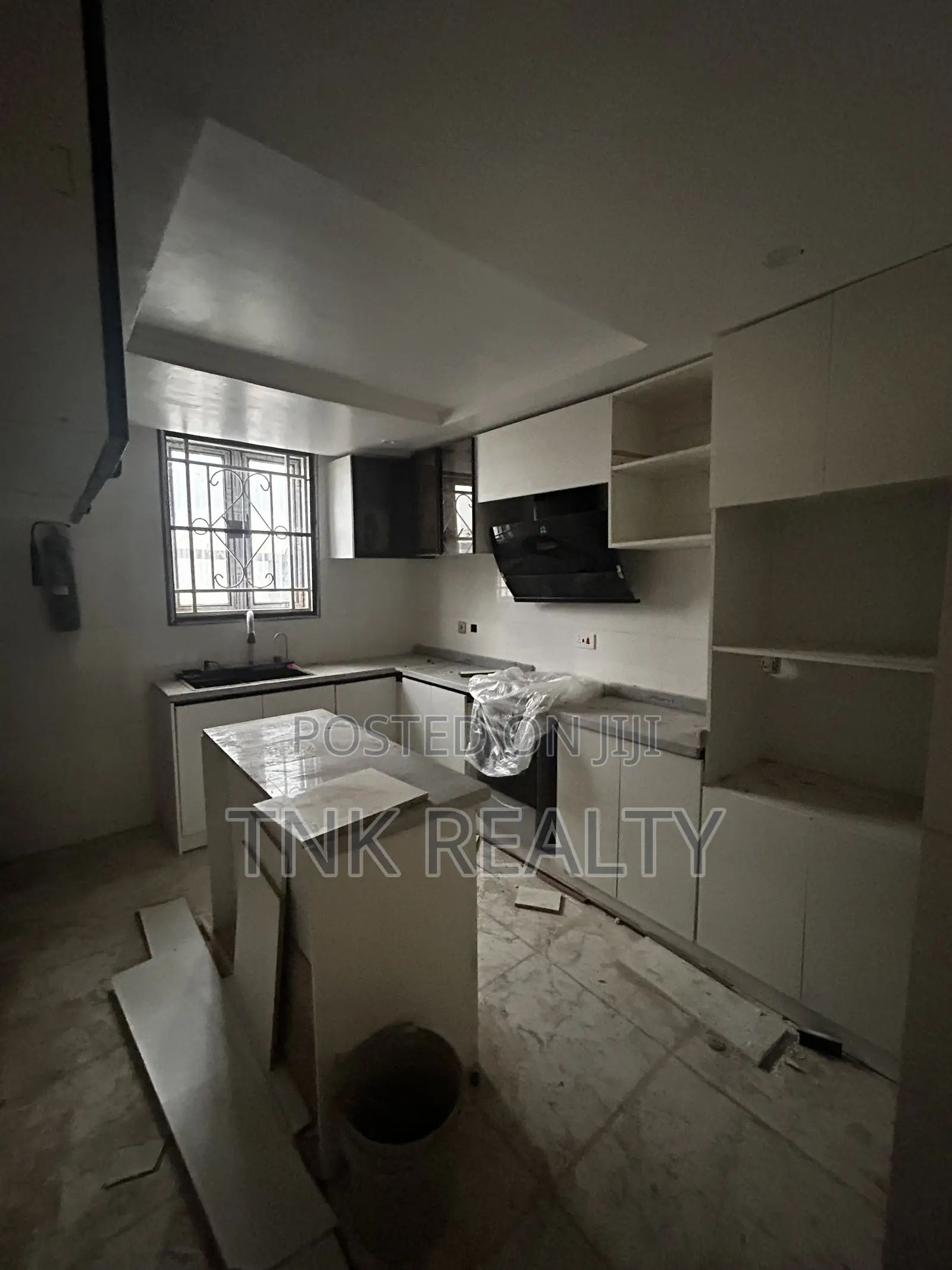 3bedroom Flat With Bq for Sale in Mabushi