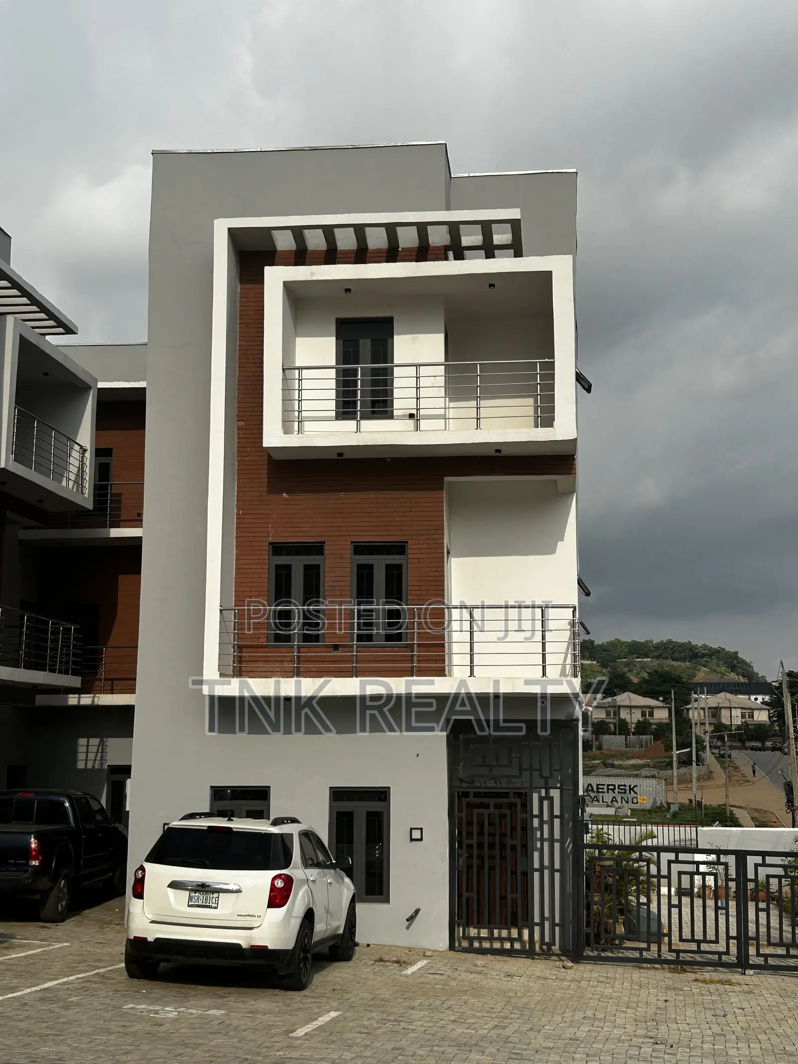 4bedroom Terrace Duplex in Mabushi