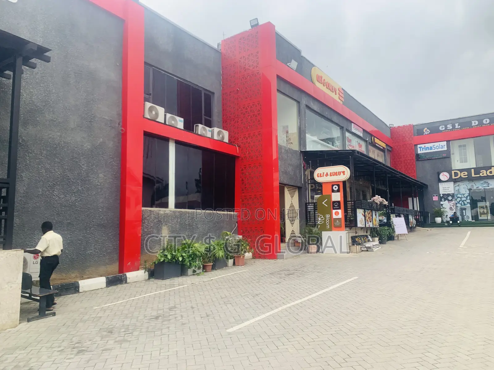 A 56 SQM Shop Space in Wuse 2 Ademola Adetungu in Wuse 2