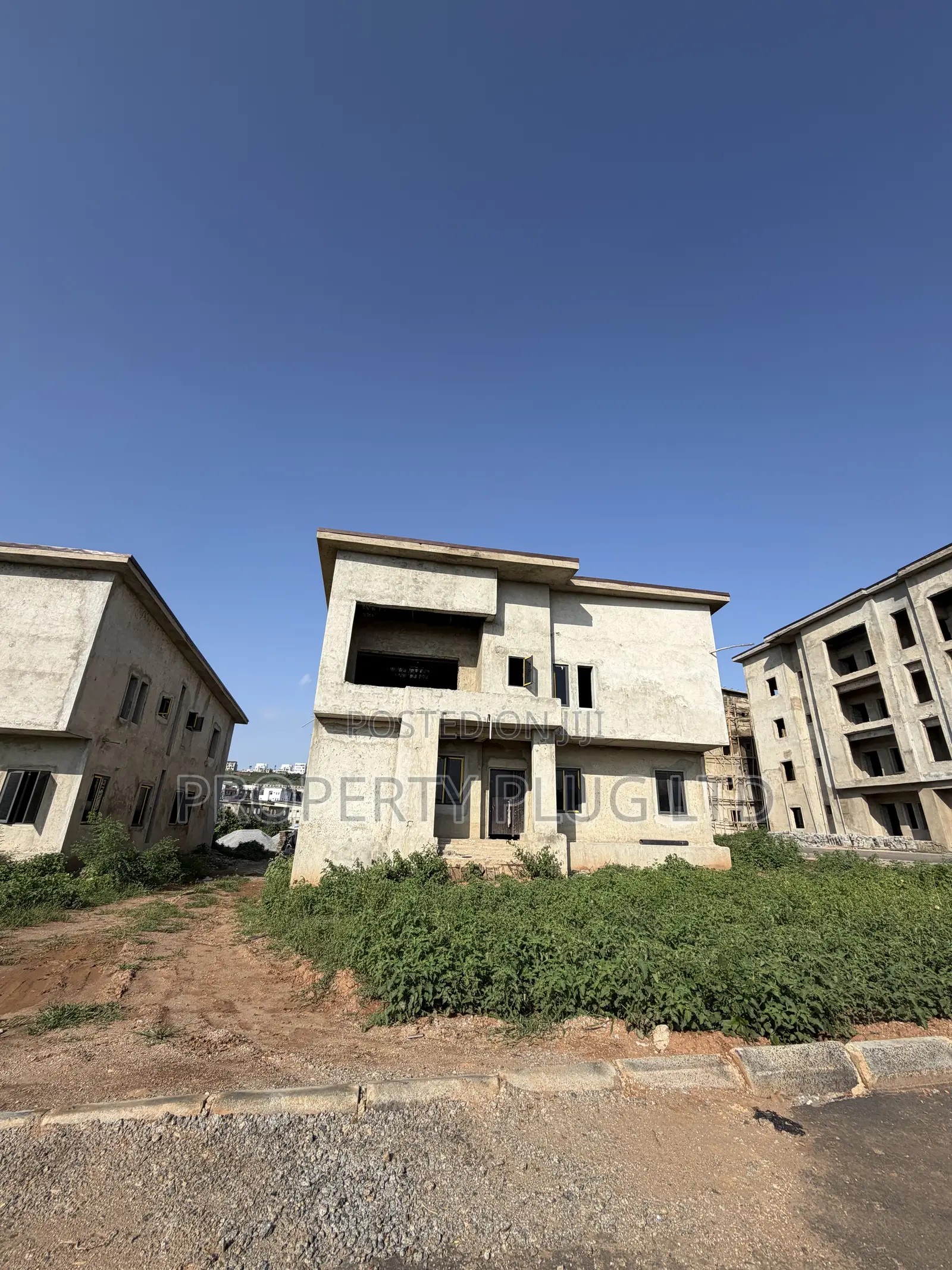 4bdrm Duplex in Admiralty, Asokoro for sale in Asokoro