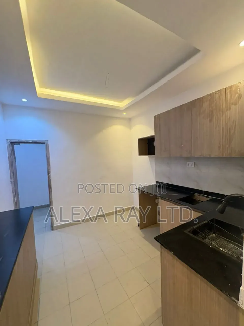 Mini Flat in Ikota for rent in Ikota