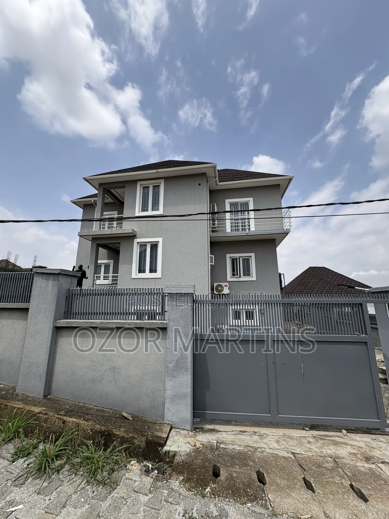 Furnished 6bdrm Duplex in Idu for sale in Idu