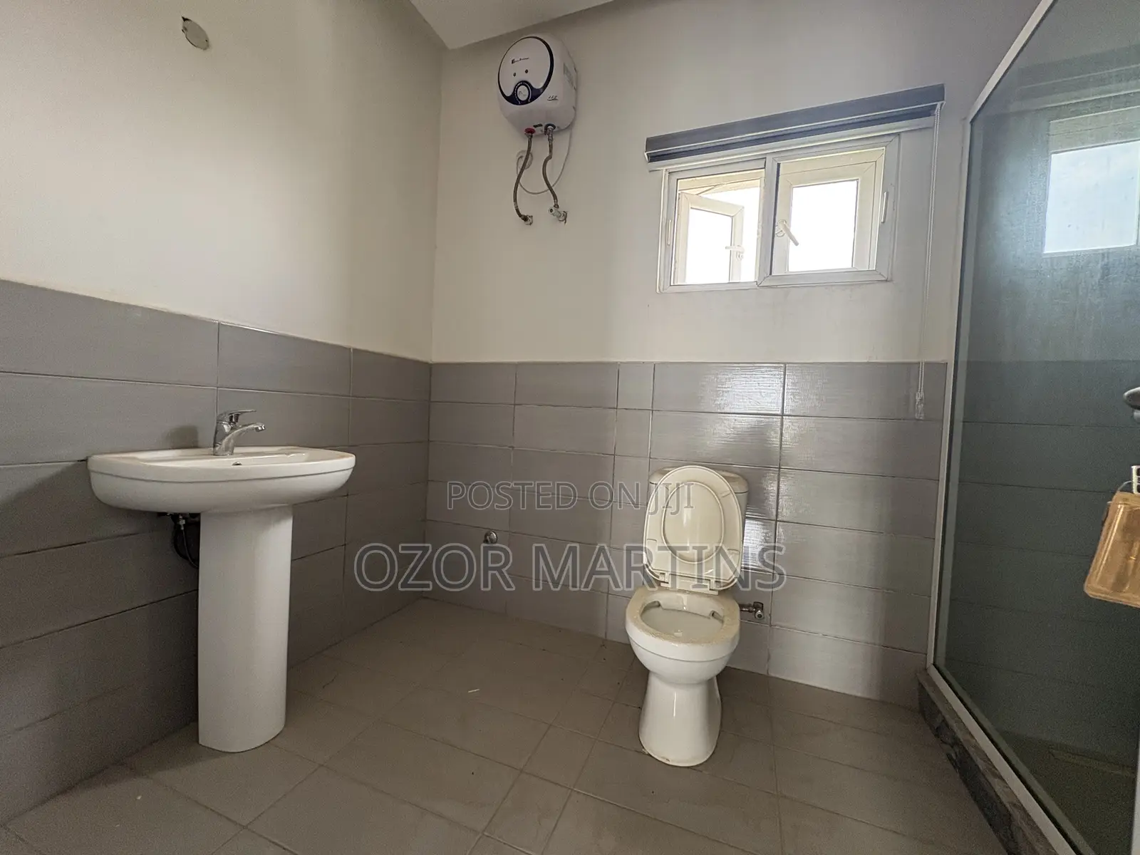 Furnished 6bdrm Duplex in Idu for sale in Idu