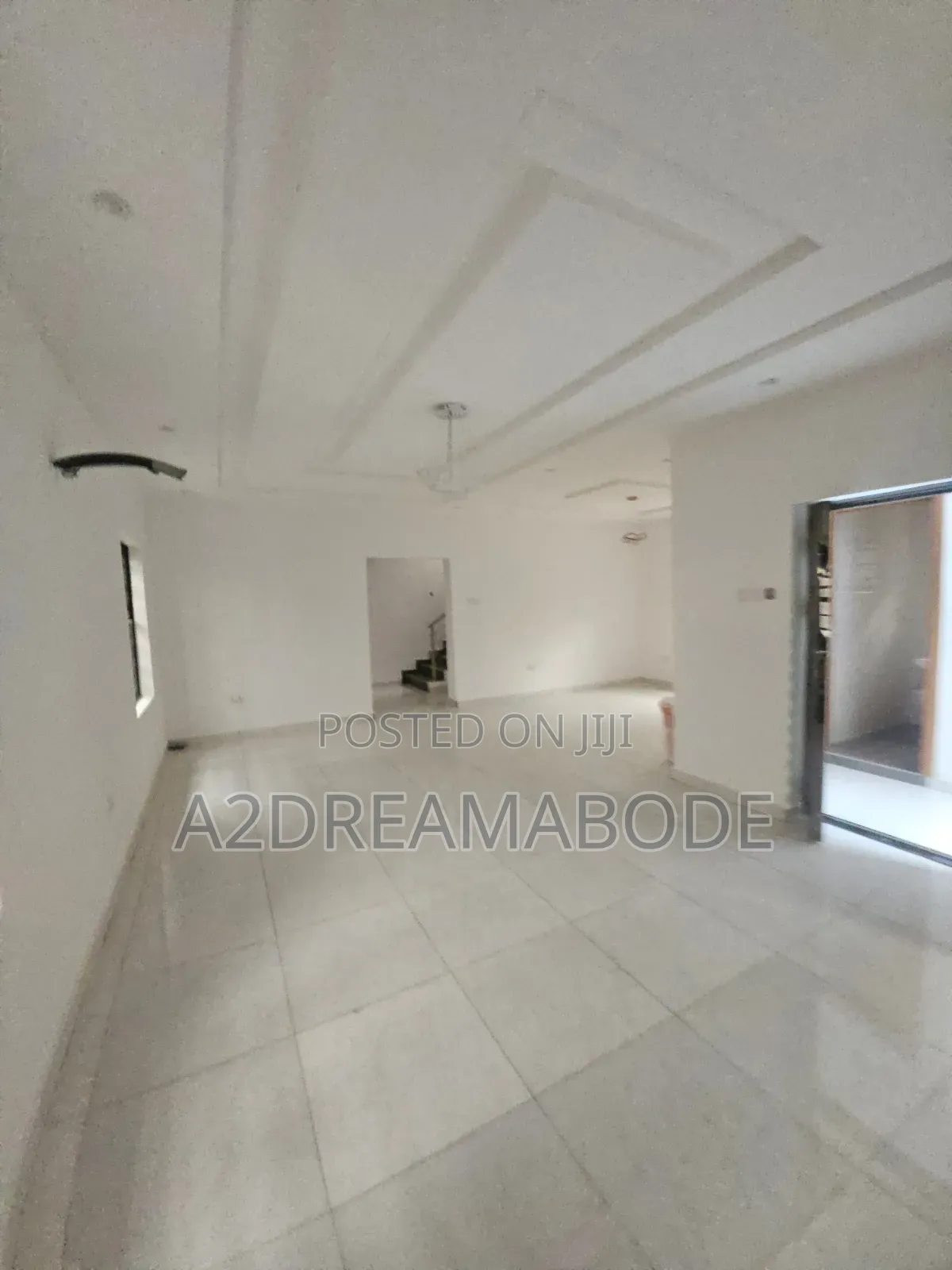 5bdrm Duplex in Omole Phase 2 for rent in Omole Phase 2