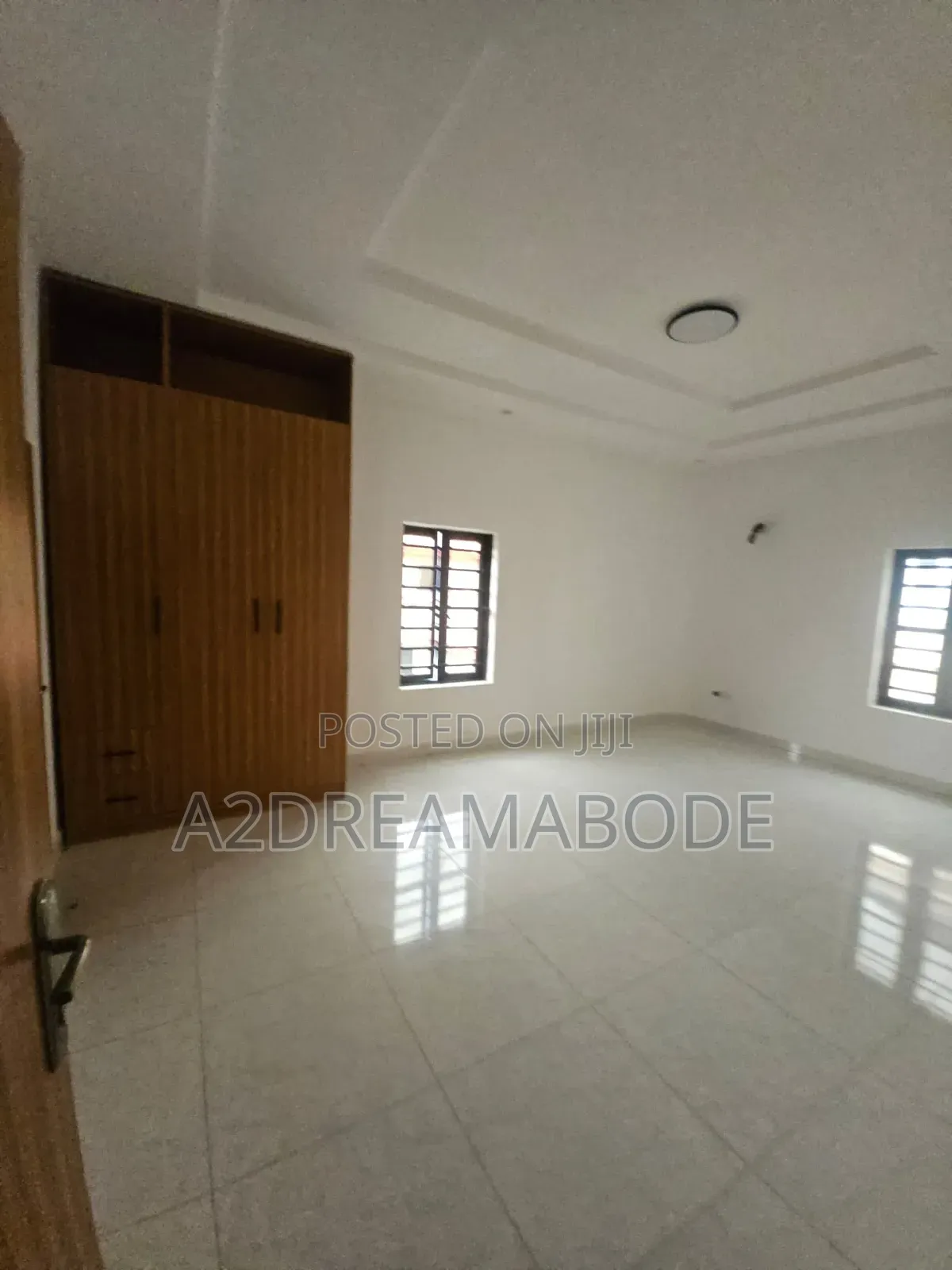 5bdrm Duplex in Omole Phase 2 for rent in Omole Phase 2