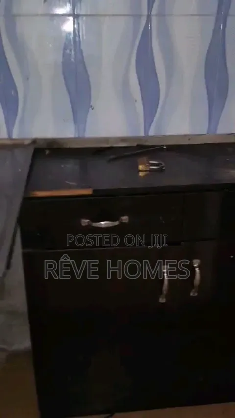 Mini Flat in Adekunle for rent in Adekunle