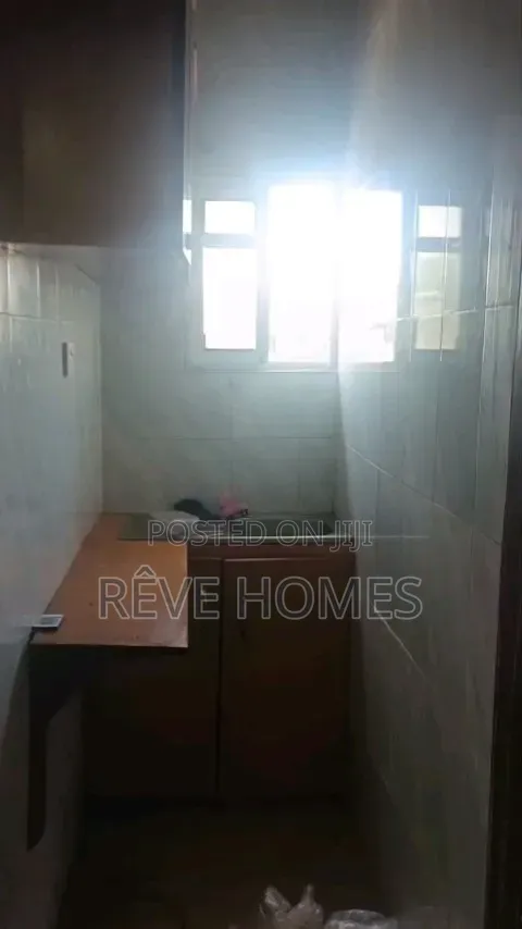 1bdrm Apartment in Alagomeji for rent in Alagomeji