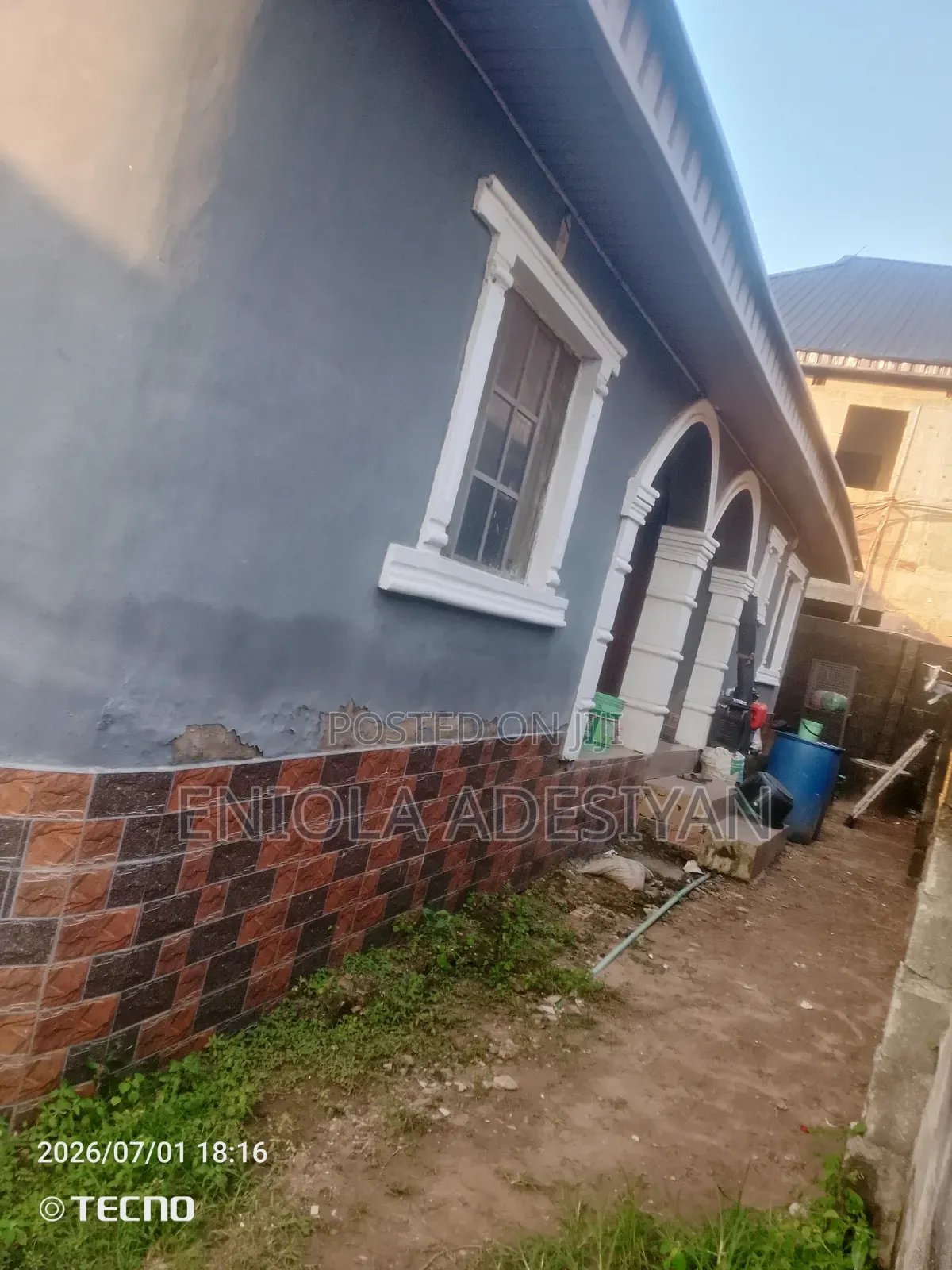 3bdrm Block of Flats in Mcly, Igbogbo for sale in Igbogbo