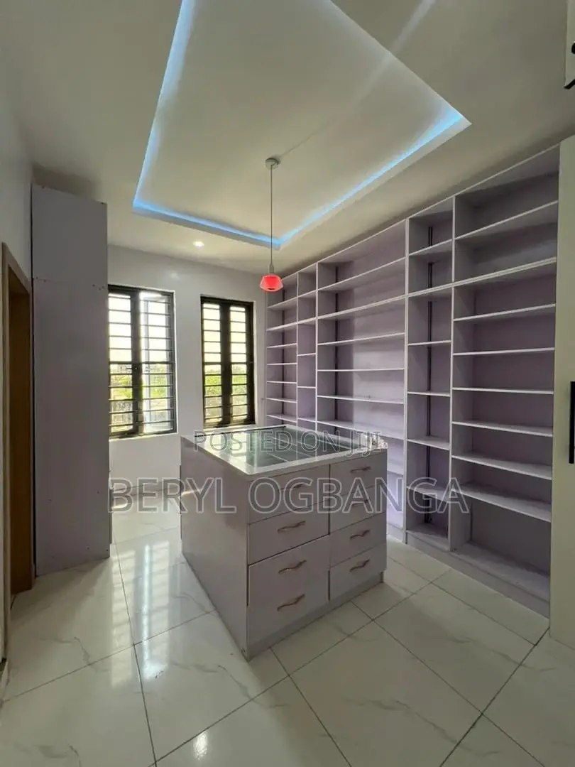 3bdrm Duplex in Abraham Adesanya Estate for rent in Abraham Adesanya Estate