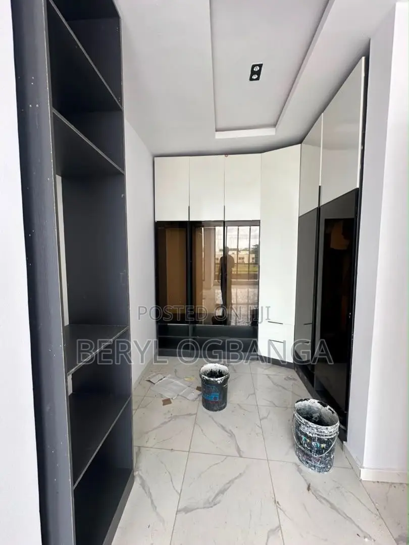3bdrm Apartment in Ikate for rent in Ikate