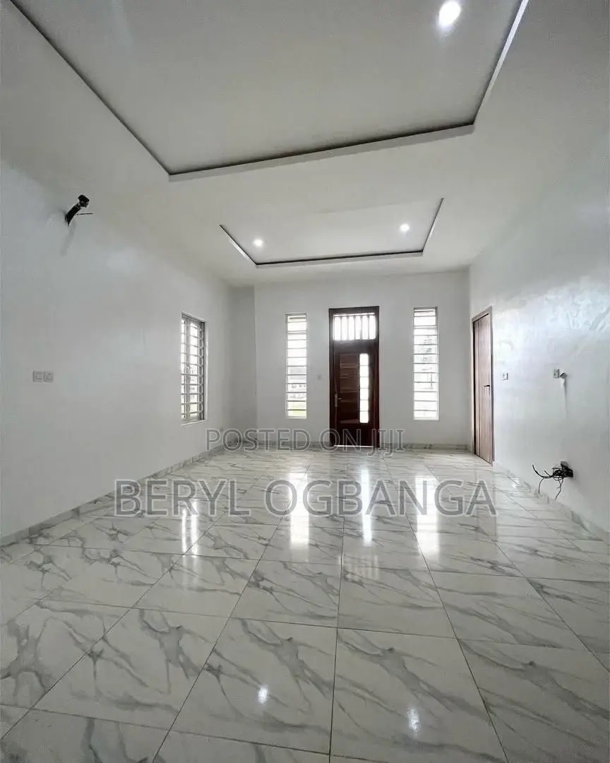 4bdrm Duplex in Lekki Phase 2 for rent in Lekki Phase 2