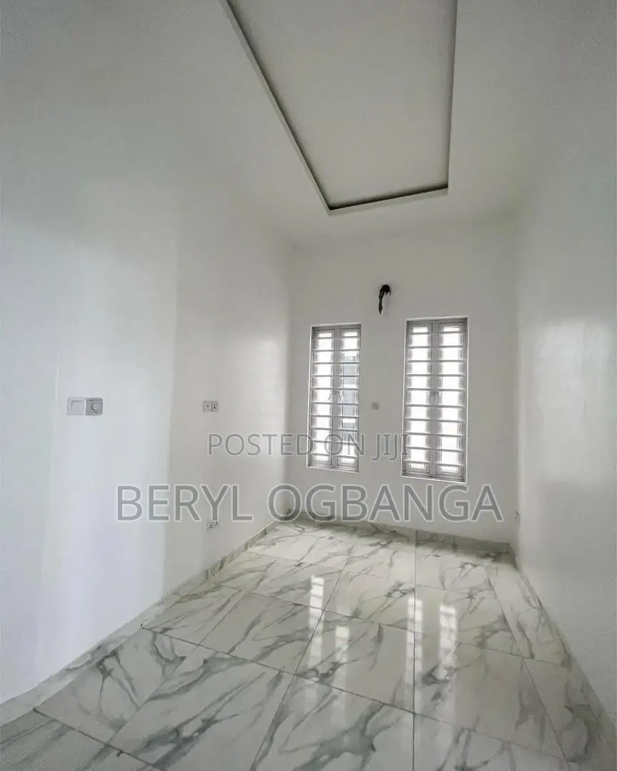 4bdrm Duplex in Lekki Phase 2 for rent in Lekki Phase 2