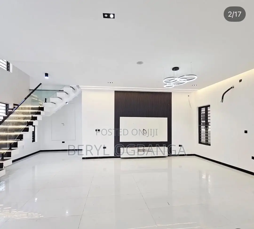 5bdrm Duplex in Abraham Adesanya Estate for rent in Abraham Adesanya Estate