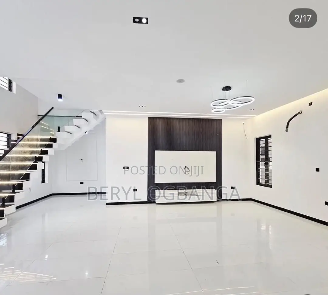 5bdrm Duplex in Abraham Adesanya Estate for rent in Abraham Adesanya Estate