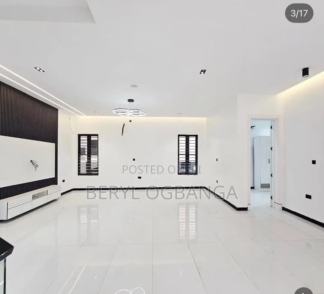 5bdrm Duplex in Abraham Adesanya Estate for rent in Abraham Adesanya Estate