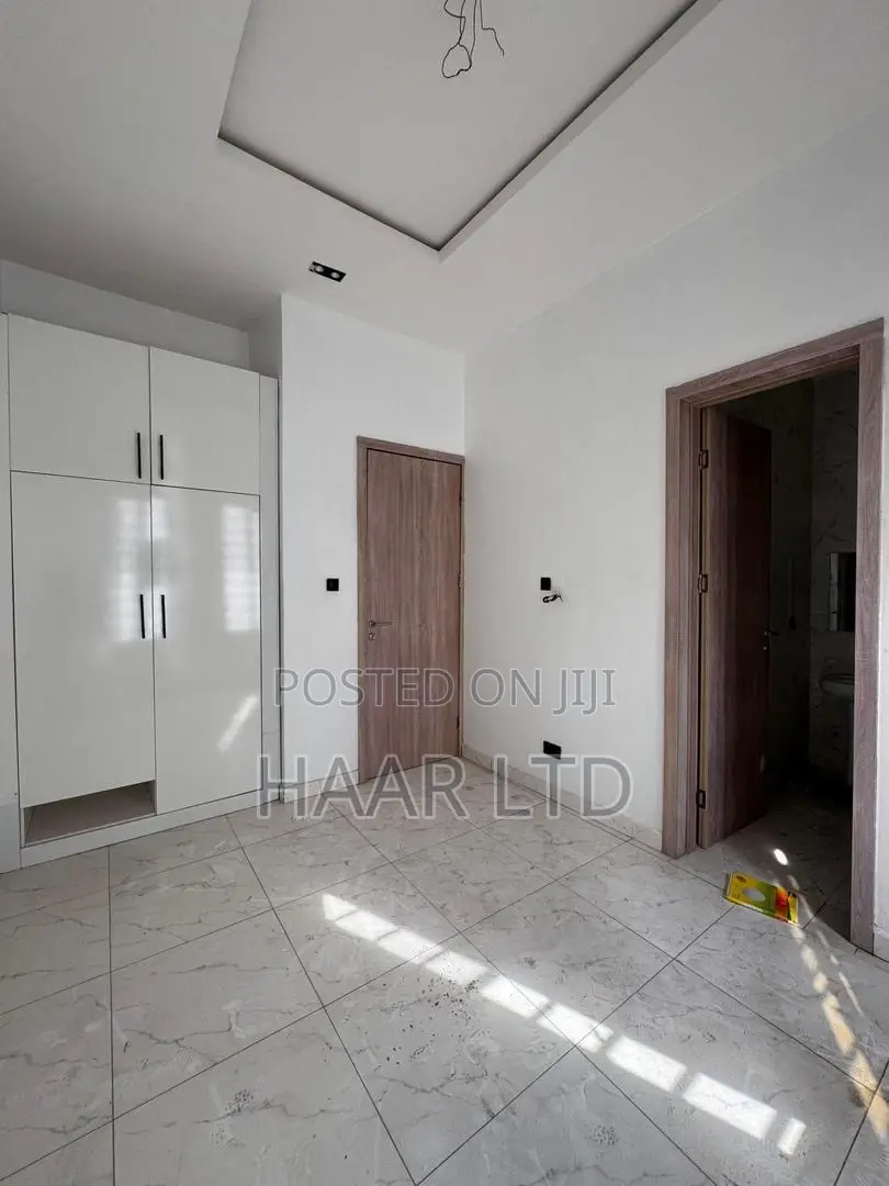 4bdrm Duplex in Lekki Phase 2 for rent in Lekki Phase 2