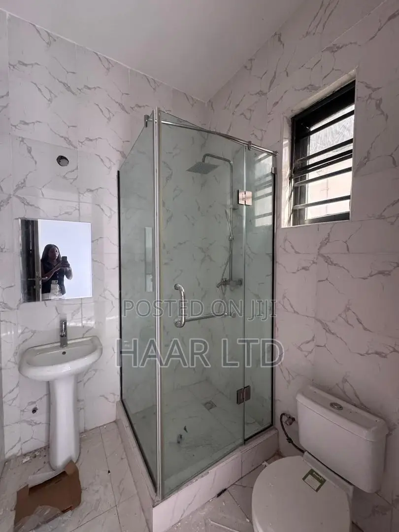 4bdrm Duplex in Lekki Phase 2 for rent in Lekki Phase 2