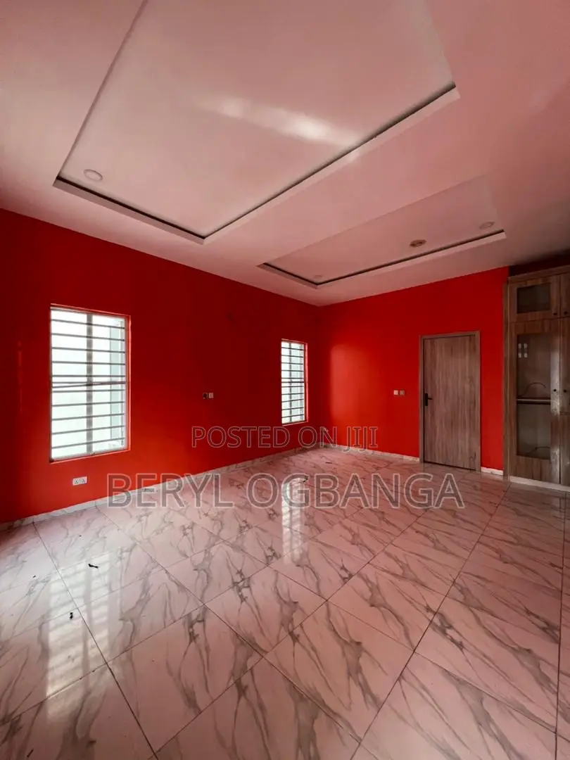 4bdrm Duplex in Lekki Phase 2 for rent in Lekki Phase 2